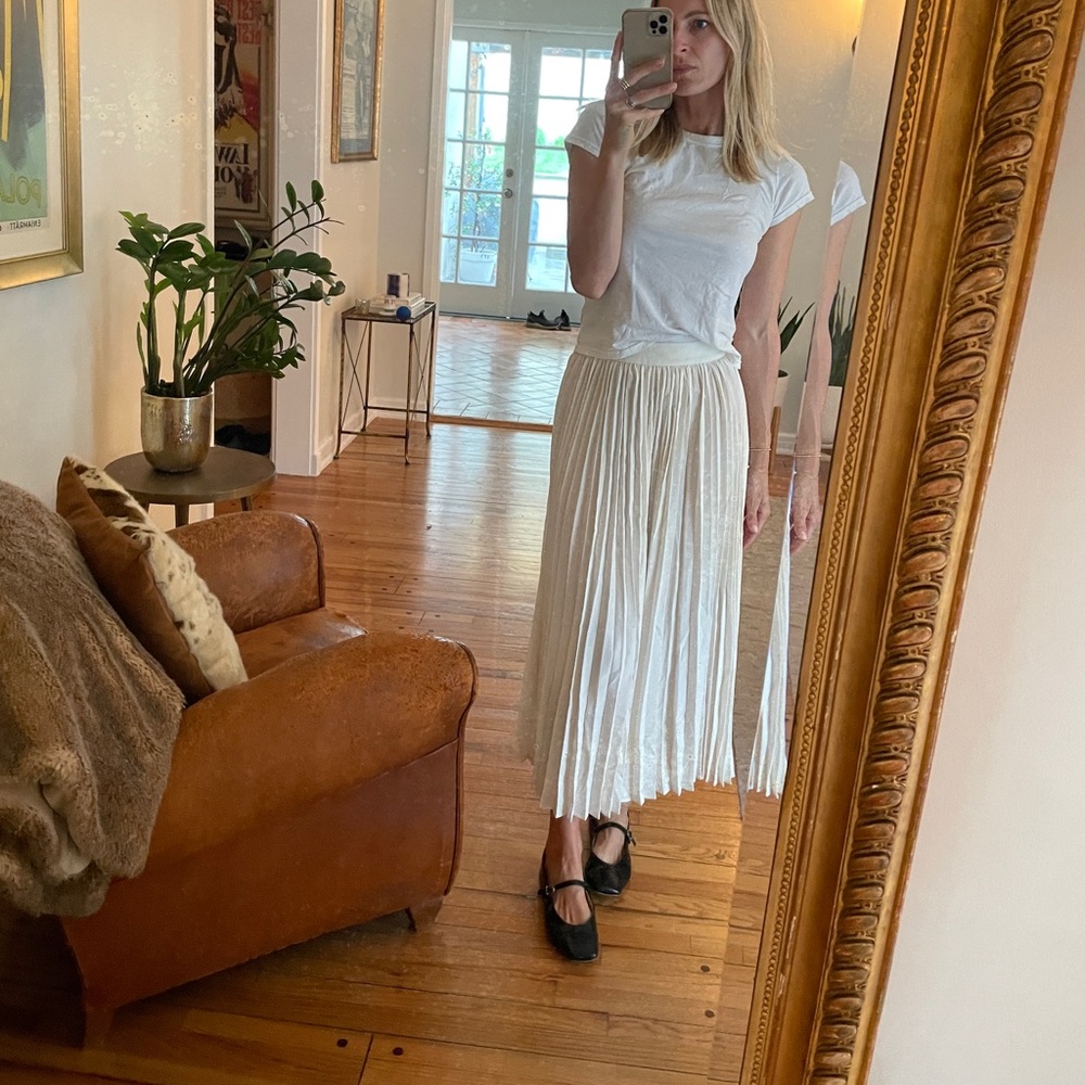 Co essentials midi skirt